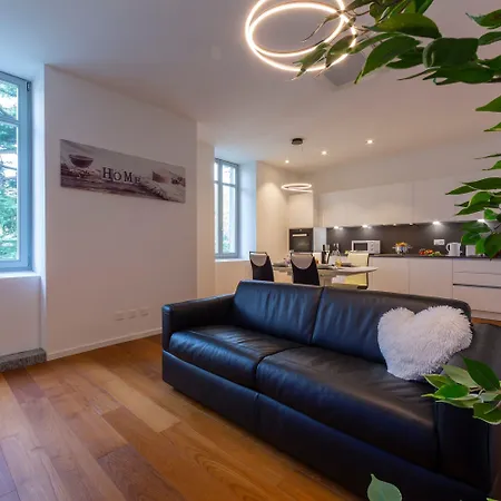 Of - With Balcony & Parking - Happy Апартаменты