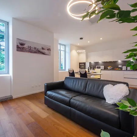 Of - With Balcony & Parking - Happy *